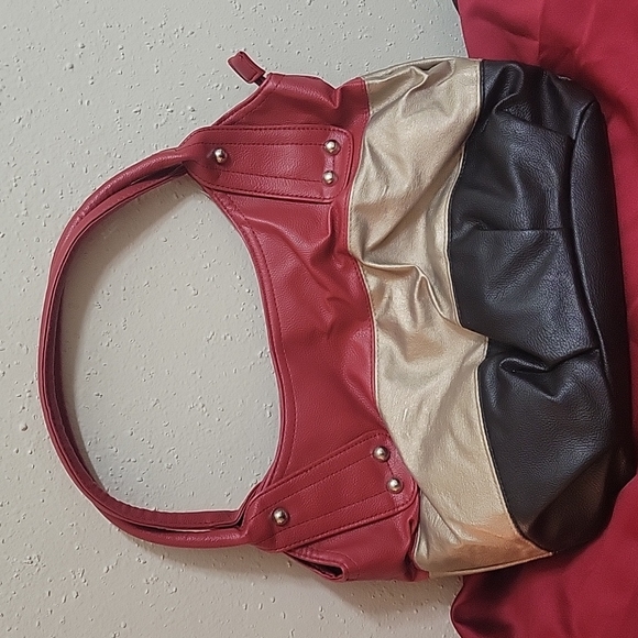 Purse - Picture 3 of 3